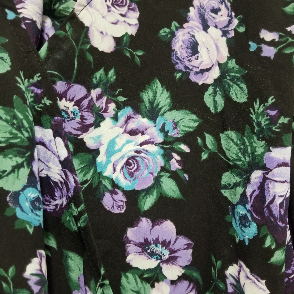 Belle and Sky Blouse - Picture 4 of 6